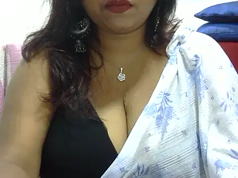 Snapshot of ROSEE_MERRYYYY chatting on September 2025 07:20:02 PM ROSEE MERRYYYY online show from September 2025 07:20:02 PM