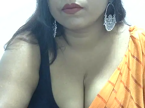 Snapshot of ROSEE_MERRYYYY chatting on October 2025 09:41:02 AM ROSEE MERRYYYY online show from October 2025 09:41:02 AM