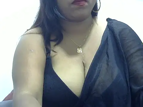 ROSEE MERRYYYY online show from December 2025 05:40:01 PM