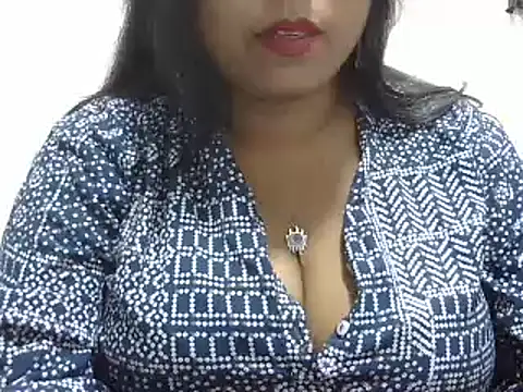 Snapshot of ROSEE_MERRYYYY chatting on March 2025 05:50:02 PM ROSEE MERRYYYY online show from March 2025 05:50:02 PM