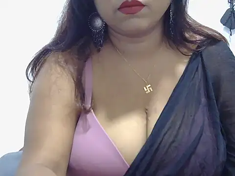 ROSEE MERRYYYY online show from May 2026 01:52:02 PM