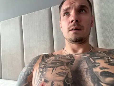 Snapshot of Hot__Tiger chatting on February 2026 05:10:02 AM Hot Tiger online show from February 2026 05:10:02 AM