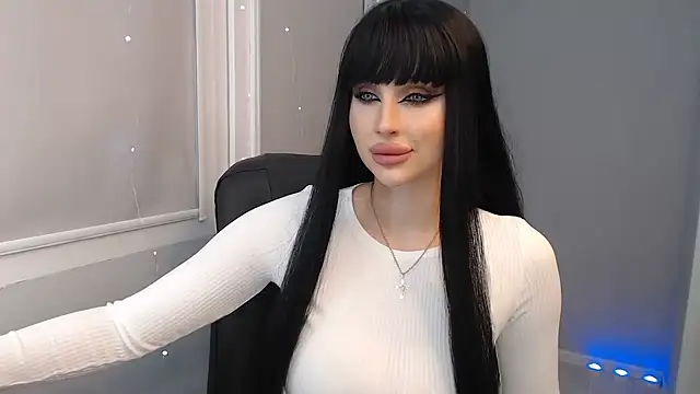 Lady Joli online show from December 2024 08:32:01 PM