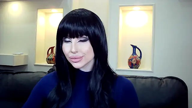 Lady Joli online show from November 2025 09:19:01 PM