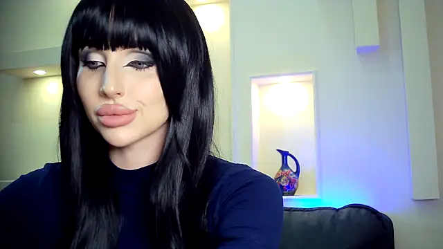 Lady Joli online show from November 2025 08:23:01 PM