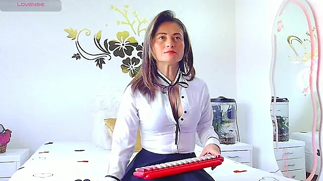 Snapshot of MarcelaFlores chatting on July 2026 02:58:01 PM MarcelaFlores online show from July 2026 02:58:01 PM