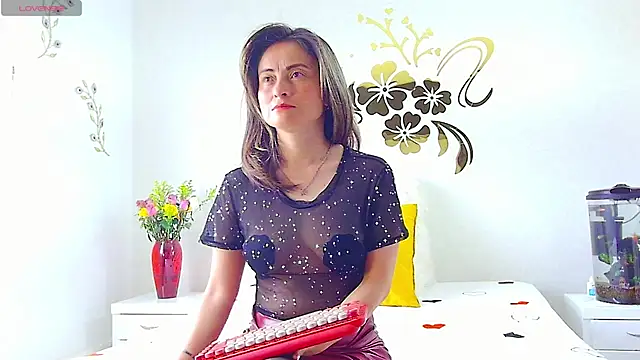 Snapshot of MarcelaFlores chatting on July 2026 03:07:01 PM MarcelaFlores online show from July 2026 03:07:01 PM