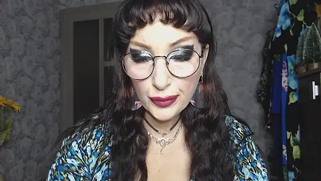 Aziza1 online show from December 2025 12:06:01 PM