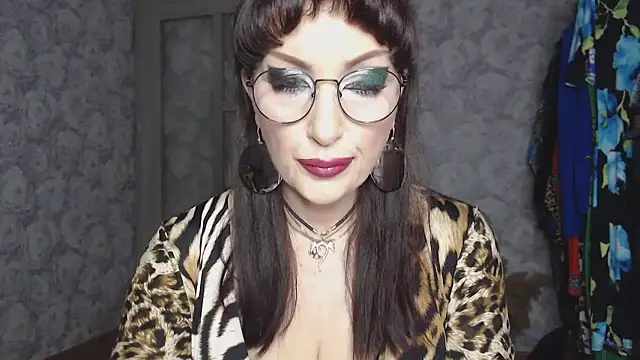 Aziza1 online show from May 2026 01:27:01 PM