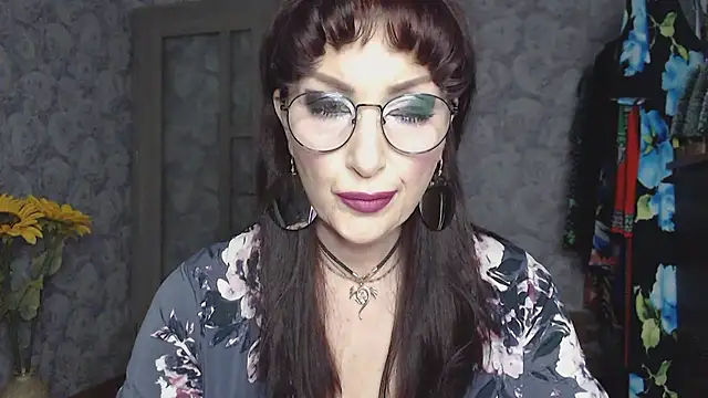 Snapshot of Aziza1 chatting on June 2026 03:17:02 PM Aziza1 online show from June 2026 03:17:02 PM
