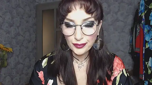 Aziza1 online show from April 2026 01:34:01 PM