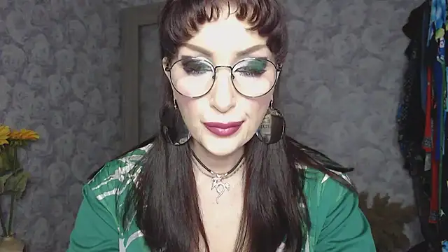 Aziza1 online show from May 2026 02:20:01 PM
