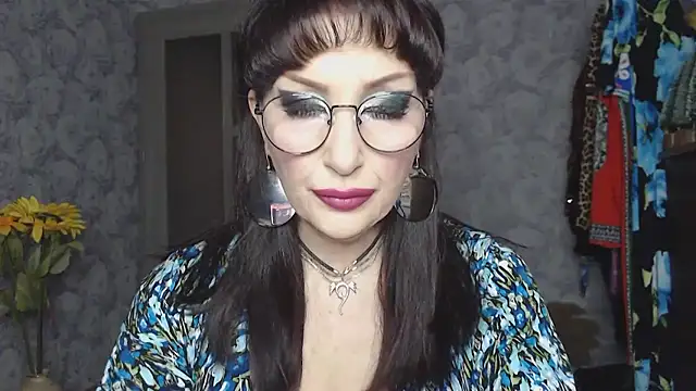 Aziza1 online show from March 2026 01:57:01 PM