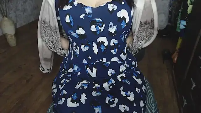 Aziza1 online show from October 2025 01:46:02 PM