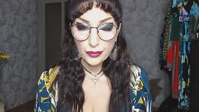 Aziza1 online show from February 2026 01:44:02 PM