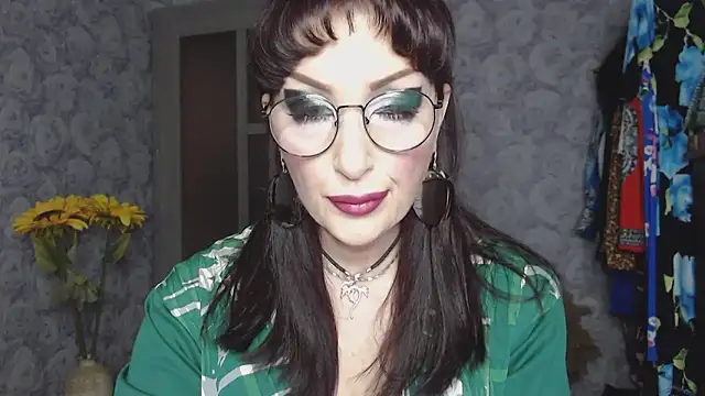 Aziza1 online show from April 2026 01:37:02 PM