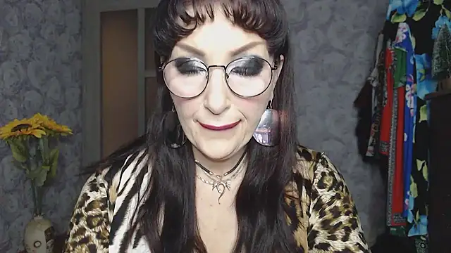 Aziza1 online show from January 2026 10:18:02 AM