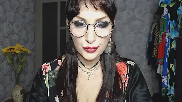 Aziza1 online show from January 2026 11:09:01 PM