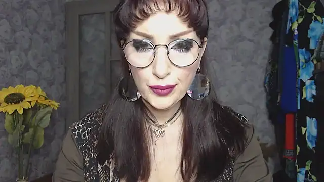 Aziza1 online show from May 2026 01:28:01 PM