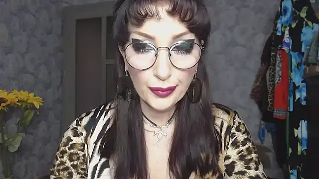 Aziza1 online show from April 2026 01:39:01 PM