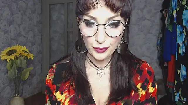 Aziza1 online show from May 2026 02:14:01 PM