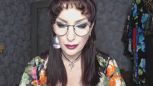 Snapshot of Aziza1 chatting on July 2026 02:34:01 PM Aziza1 online show from July 2026 02:34:01 PM
