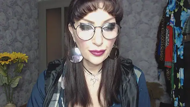 Aziza1 online show from April 2026 01:51:01 PM