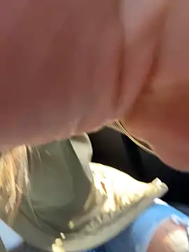 Etwas neugierig online show from March 2025 10:46:01 AM