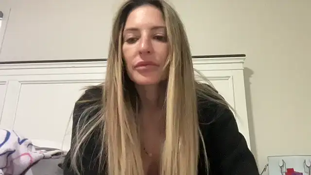 Snapshot of AmandaStarryNight chatting on February 2026 04:47:02 PM AmandaStarryNight online show from February 2026 04:47:02 PM