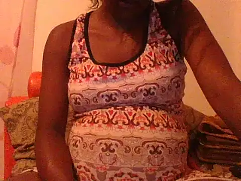 Snapshot of Hamie_sexy chatting on March 2025 06:18:01 PM Hamie sexy online show from March 2025 06:18:01 PM