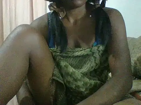 Snapshot of Hamie_sexy chatting on October 2025 07:07:02 PM Hamie sexy online show from October 2025 07:07:02 PM