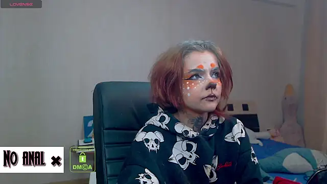 Snapshot of Dark__Elf chatting on November 2025 10:43:01 PM Dark Elf online show from November 2025 10:43:01 PM