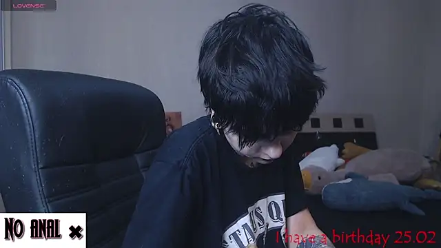 Dark  Elf online show from February 2025 10:11:01 PM