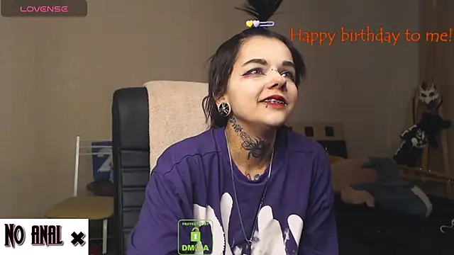 Dark  Elf online show from February 2025 10:03:02 PM