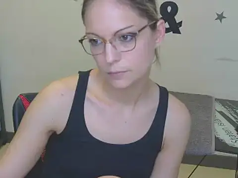 alixfeeling online show from December 2024 03:56:01 PM
