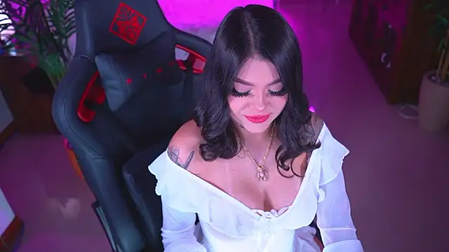 ambarEvans online show from February 2026 01:14:02 AM