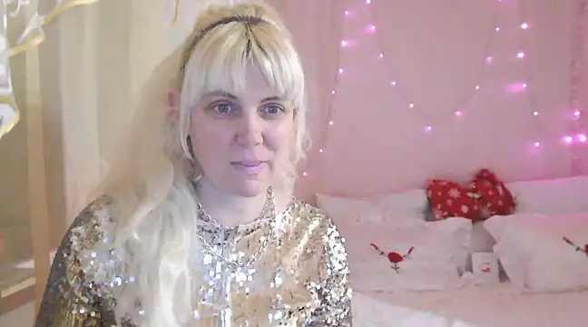 Snapshot of SunnySylvia chatting on January 2025 04:01:01 PM SunnySylvia online show from January 2025 04:01:01 PM
