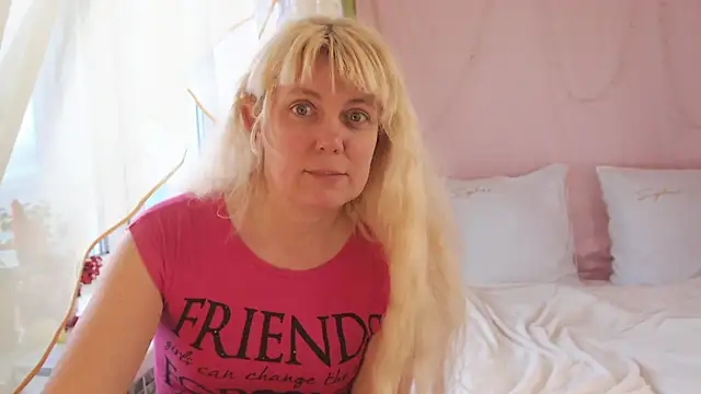 SunnySylvia online show from January 2026 07:01:02 AM