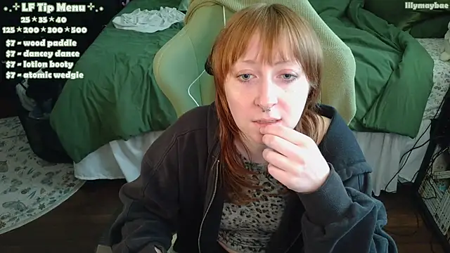 Snapshot of LilyMayBae chatting on May 2026 11:48:02 PM LilyMayBae online show from May 2026 11:48:02 PM