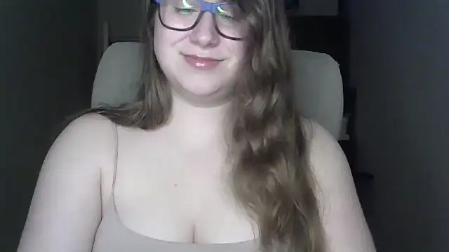 SeasonalSomeone online show from June 2026 09:27:02 PM