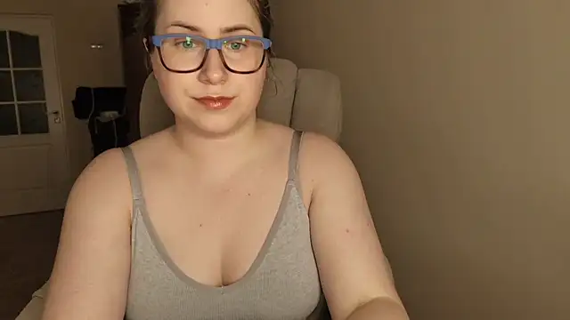 SeasonalSomeone online show from August 2026 10:38:02 PM