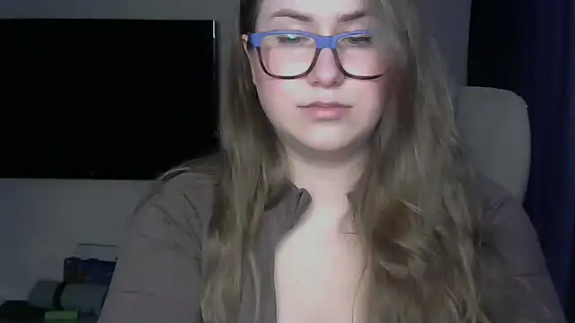 SeasonalSomeone online show from March 2026 10:18:02 AM