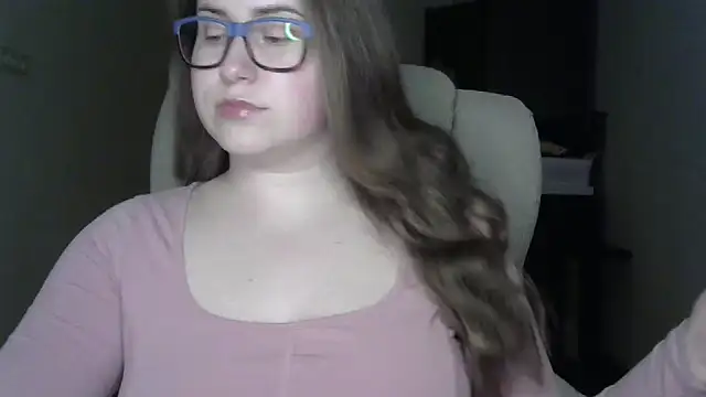 SeasonalSomeone online show from June 2026 10:42:02 PM