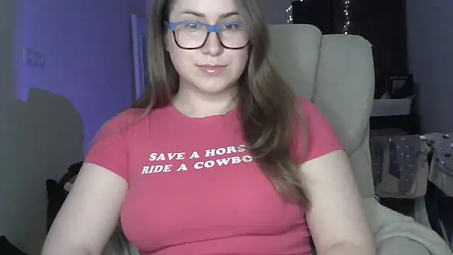 SeasonalSomeone online show from May 2026 11:22:02 PM