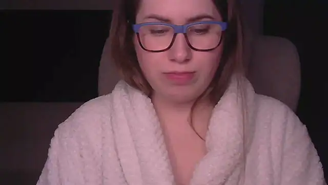 SeasonalSomeone online show from March 2026 11:54:02 PM