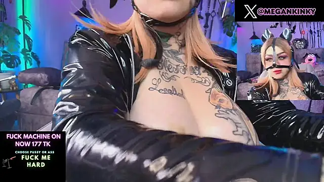 Snapshot of fetishkinkymeganx chatting on July 2026 04:40:01 PM fetishkinkymeganx online show from July 2026 04:40:01 PM