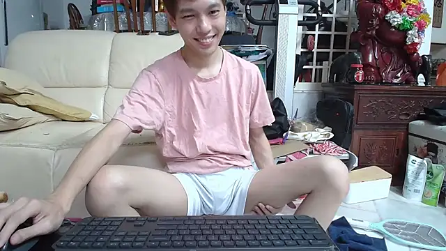 Snapshot of andrewooi chatting on March 2025 06:13:02 PM andrewooi online show from March 2025 06:13:02 PM