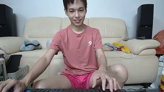 Snapshot of andrewooi chatting on June 2026 02:12:01 PM andrewooi online show from June 2026 02:12:01 PM