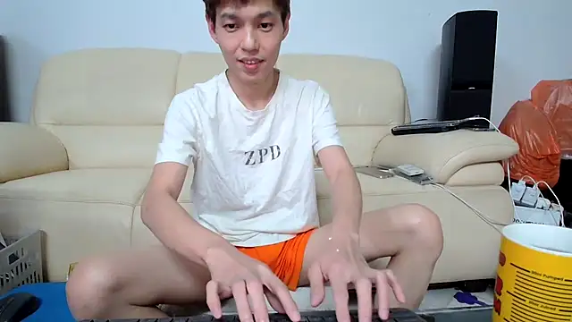 Snapshot of andrewooi chatting on October 2025 10:49:01 AM andrewooi online show from October 2025 10:49:01 AM