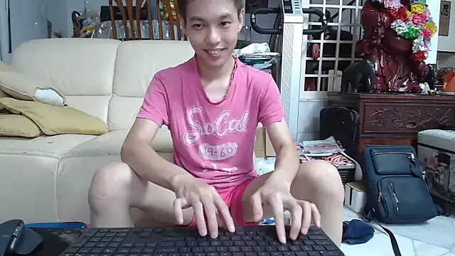 Snapshot of andrewooi chatting on January 2025 12:21:01 PM andrewooi online show from January 2025 12:21:01 PM